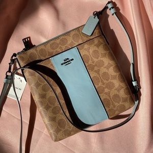 COACH KITT MESSENGER CROSSBODY IN COLORBLOCK SIGNATURE CANVAS & AQUA